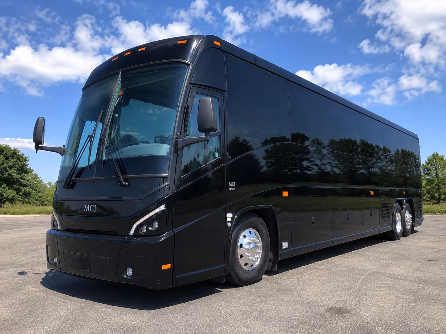 charter buses for suffolk area government conferences and training events