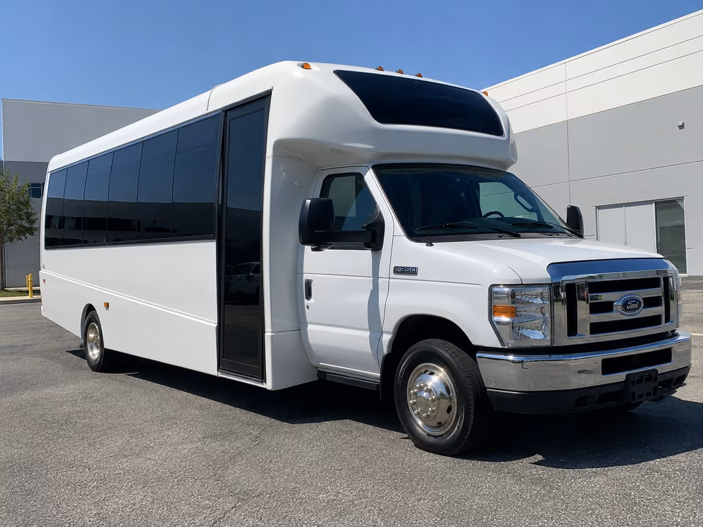 festival and outdoor event buses in the suffolk area