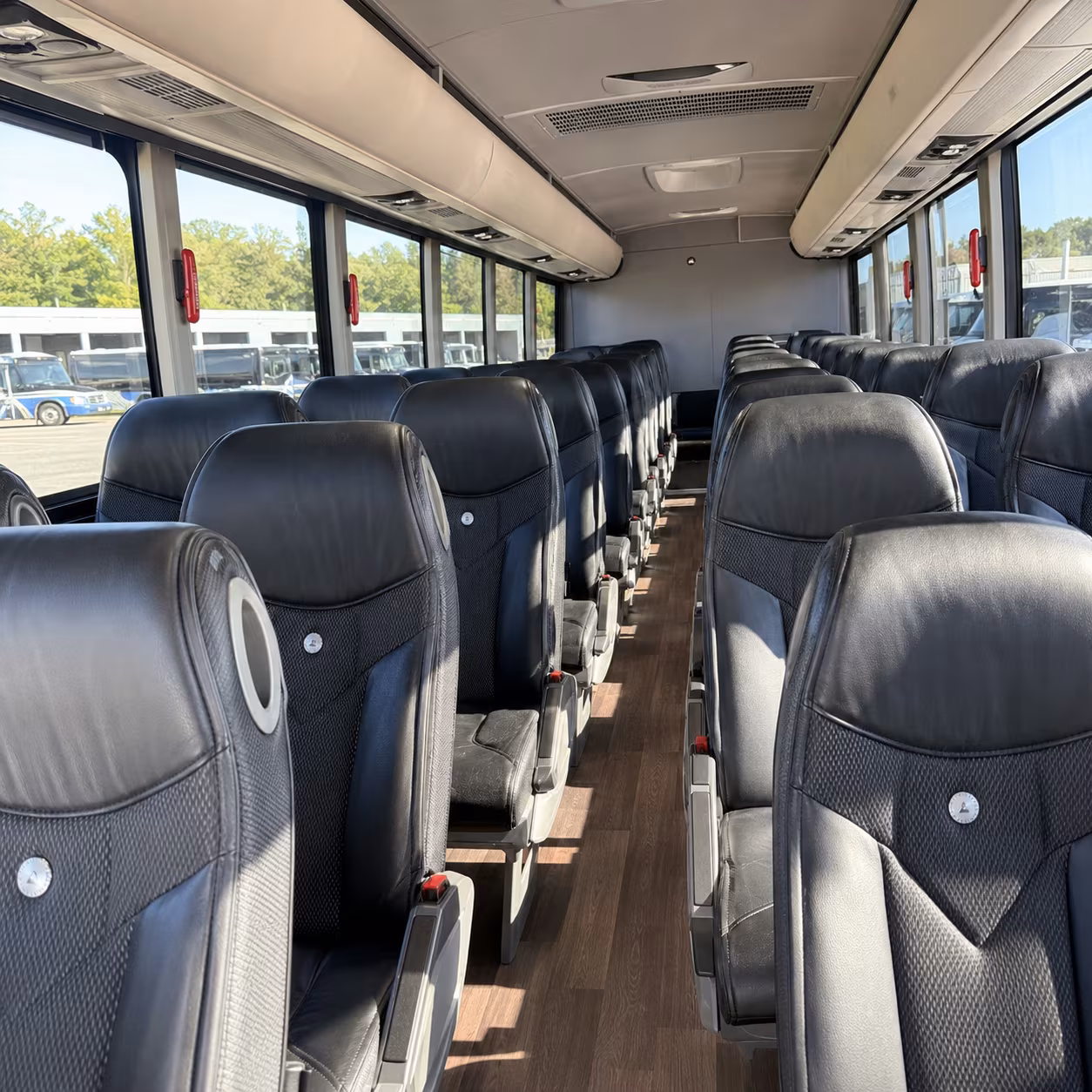 suffolk charter buses for long distance trips to washington d c and northern virginia